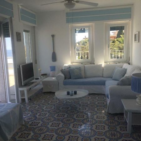 Appartement L'Attico Di Anna à San Remo Extérieur photo