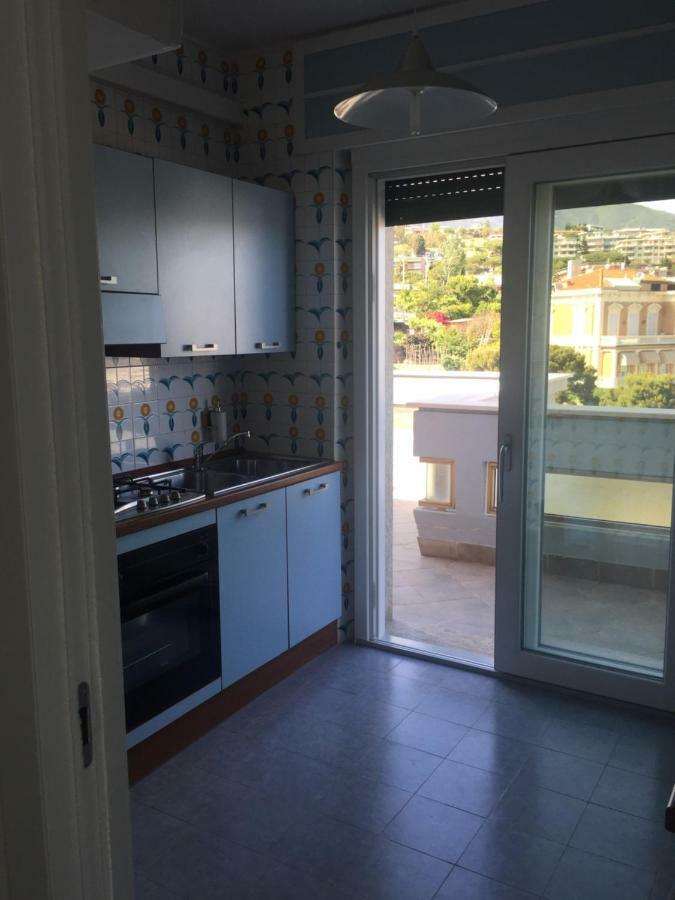 Appartement L'Attico Di Anna à San Remo Extérieur photo