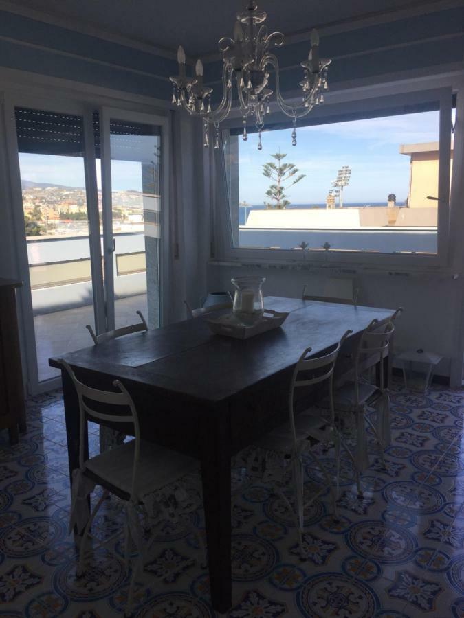 Appartement L'Attico Di Anna à San Remo Extérieur photo